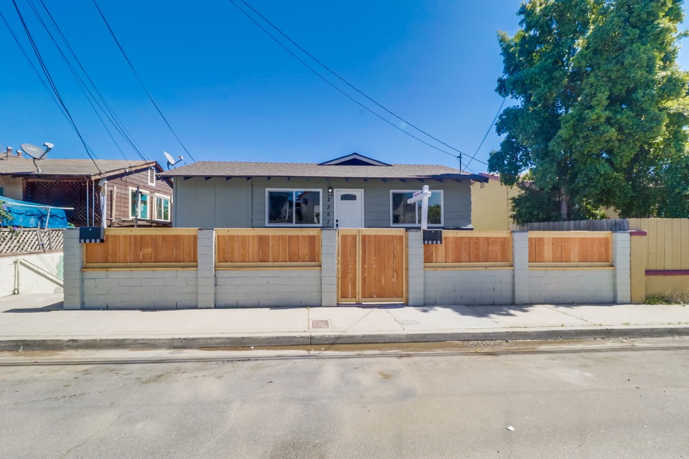 Virtual tour photo 1 of 48 for 2351 Modesto St #53