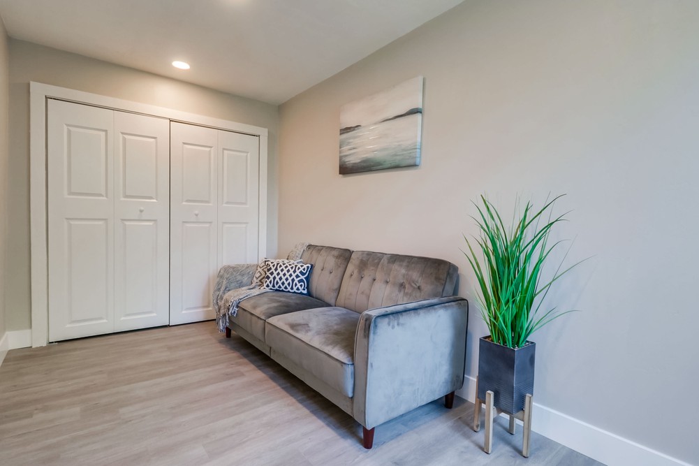Virtual tour photo 20 of 48 for 2351 Modesto St #53