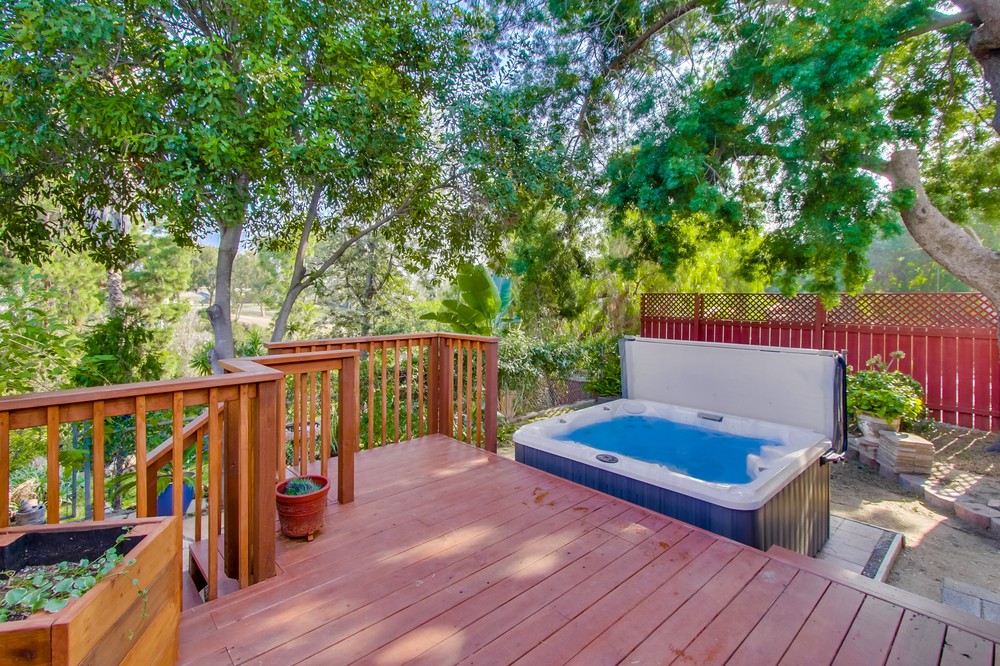Virtual tour photo 19 of 26 for 2351 Shamrock St