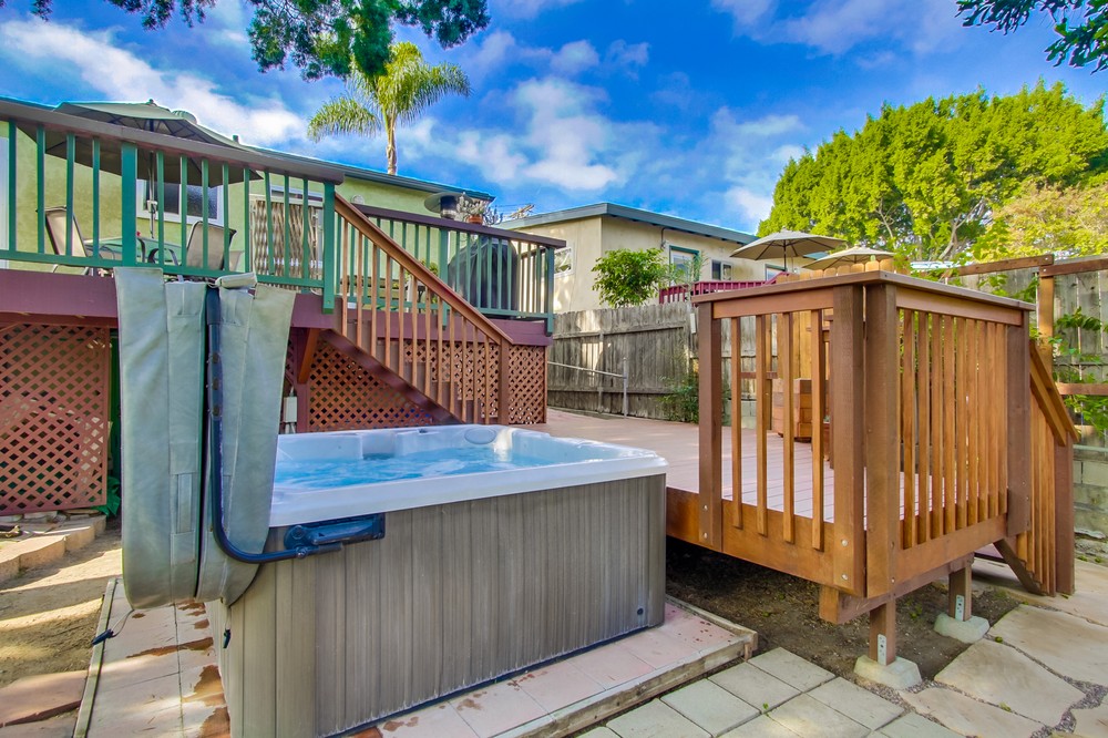 Virtual tour photo 22 of 26 for 2351 Shamrock St