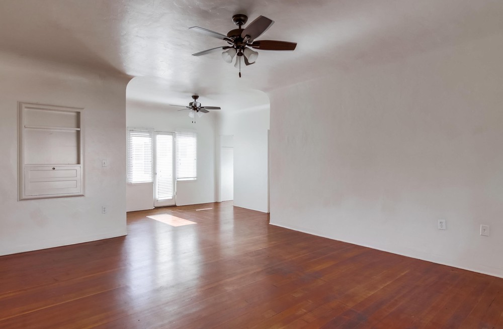 Virtual tour photo 16 of 33 for 2352 1/2 Third Ave