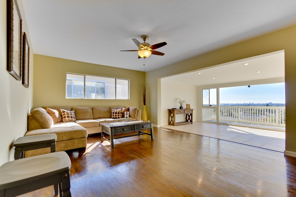 Virtual tour photo 5 of 42 for 2352 55th Street