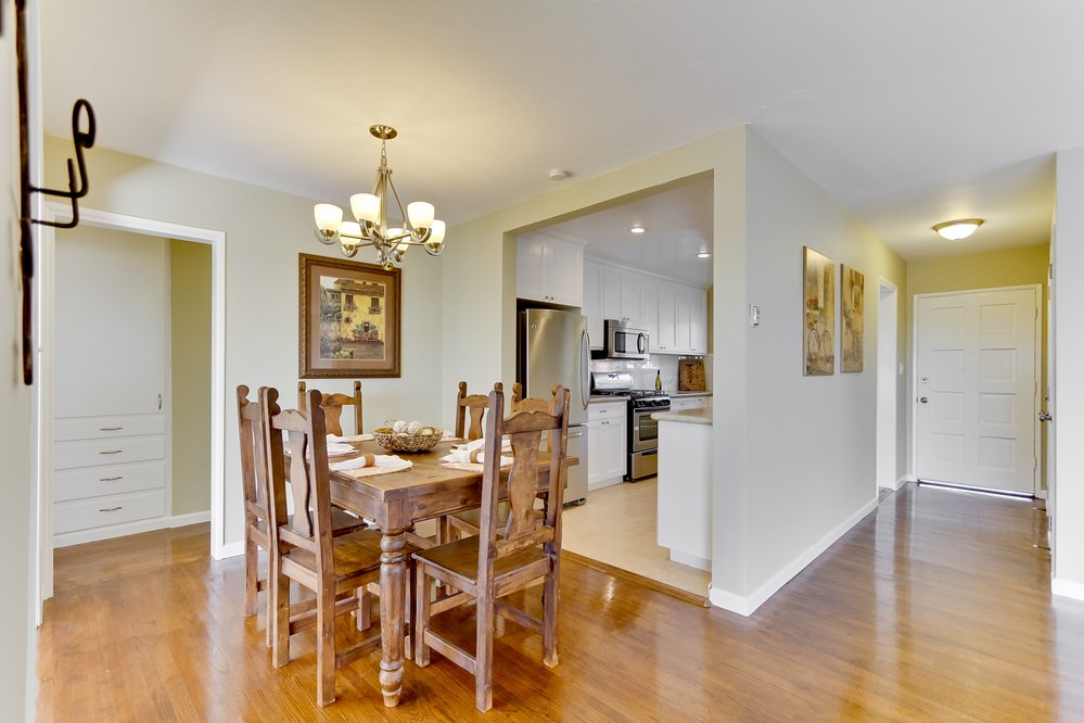 Virtual tour photo 14 of 42 for 2352 55th Street