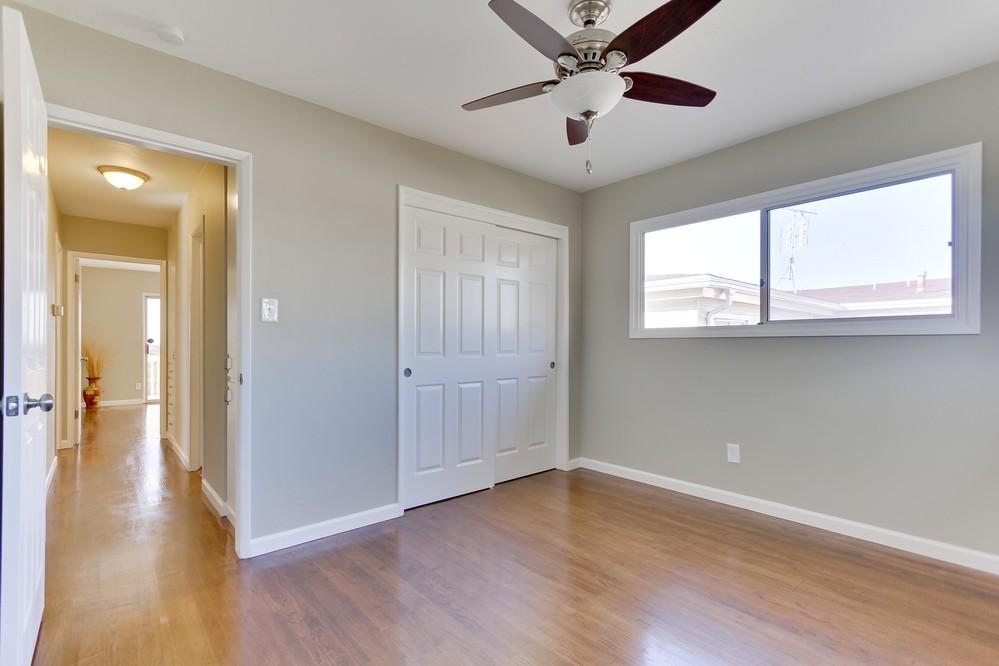 Virtual tour photo 26 of 42 for 2352 55th Street