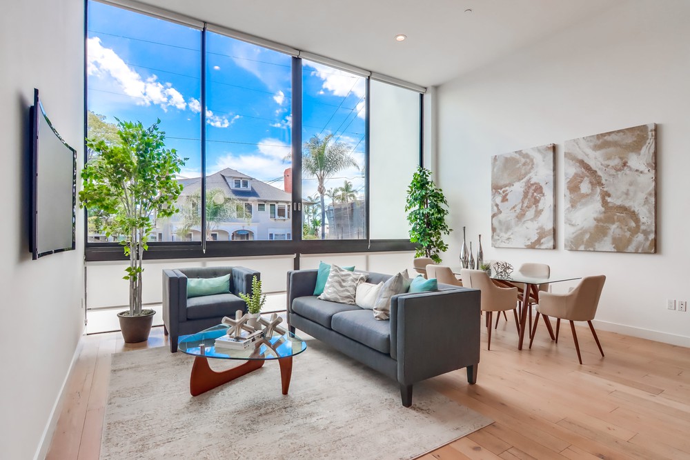 Virtual tour photo 7 of 53 for 2353 Front St
