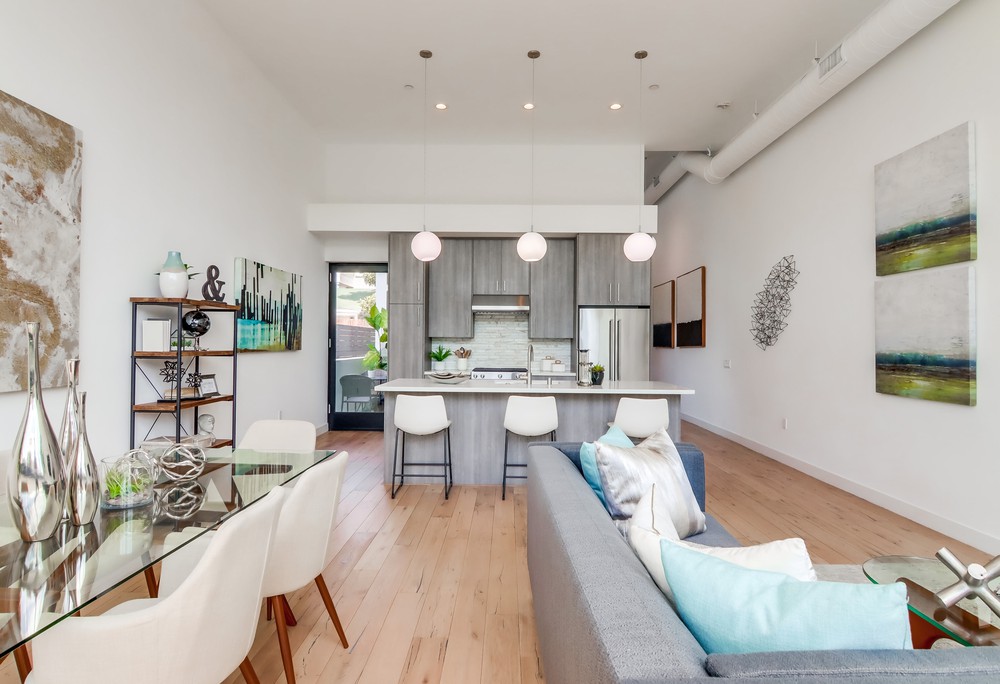 Virtual tour photo 14 of 53 for 2353 Front St