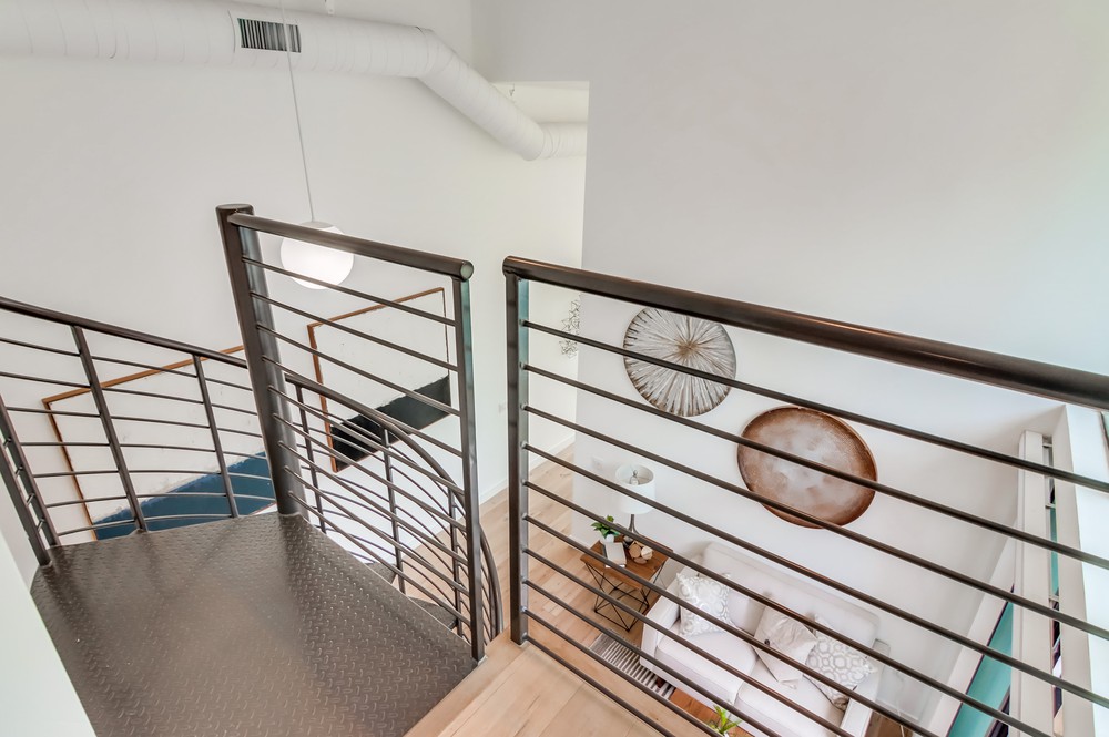 Virtual tour photo 34 of 53 for 2353 Front St