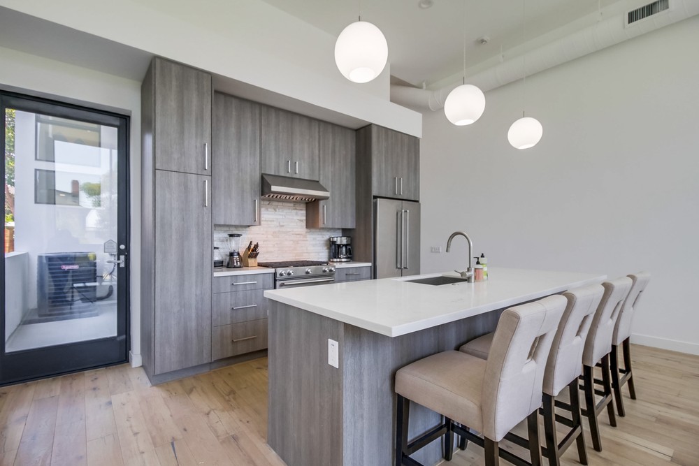 Virtual tour photo 19 of 47 for 2353 Front St