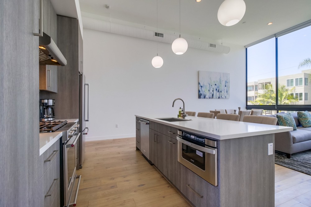 Virtual tour photo 25 of 47 for 2353 Front St