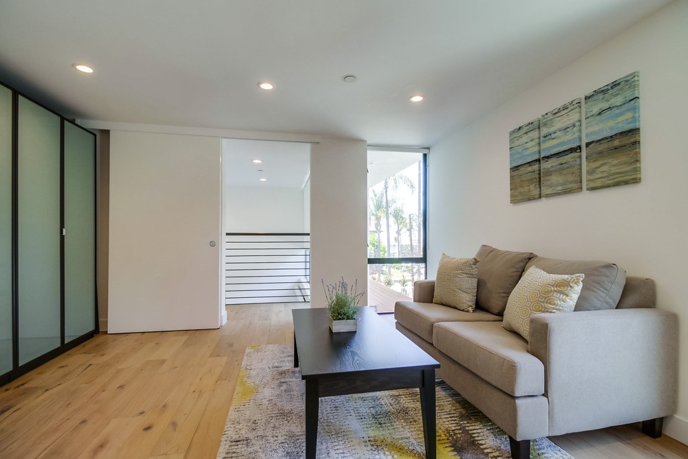 Virtual tour photo 38 of 47 for 2353 Front St