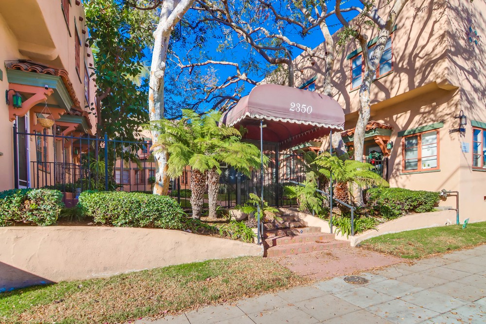 Virtual tour photo 1 of 25 for 2354 Third Ave