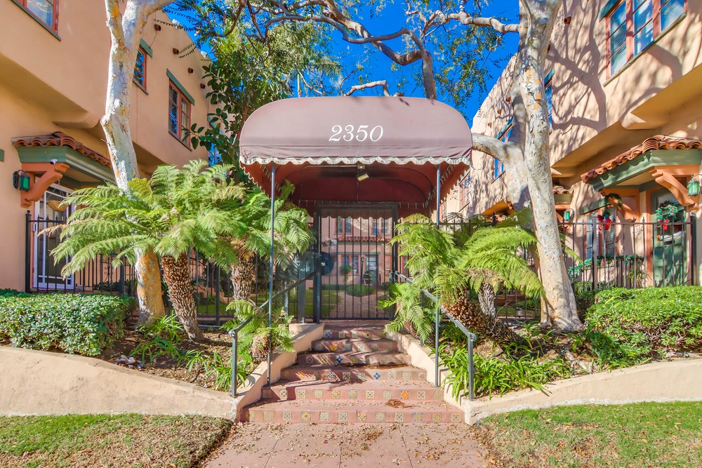 Virtual tour photo 3 of 25 for 2354 Third Ave