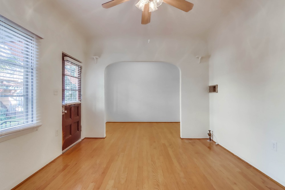 Virtual tour photo 9 of 25 for 2354 Third Ave