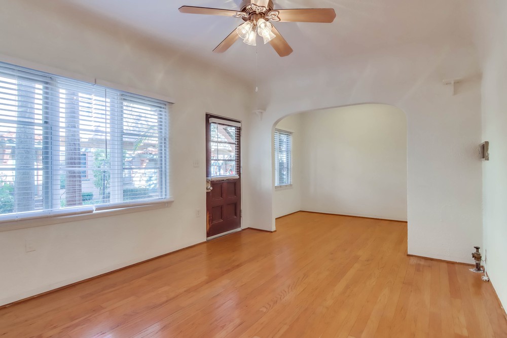 Virtual tour photo 10 of 25 for 2354 Third Ave