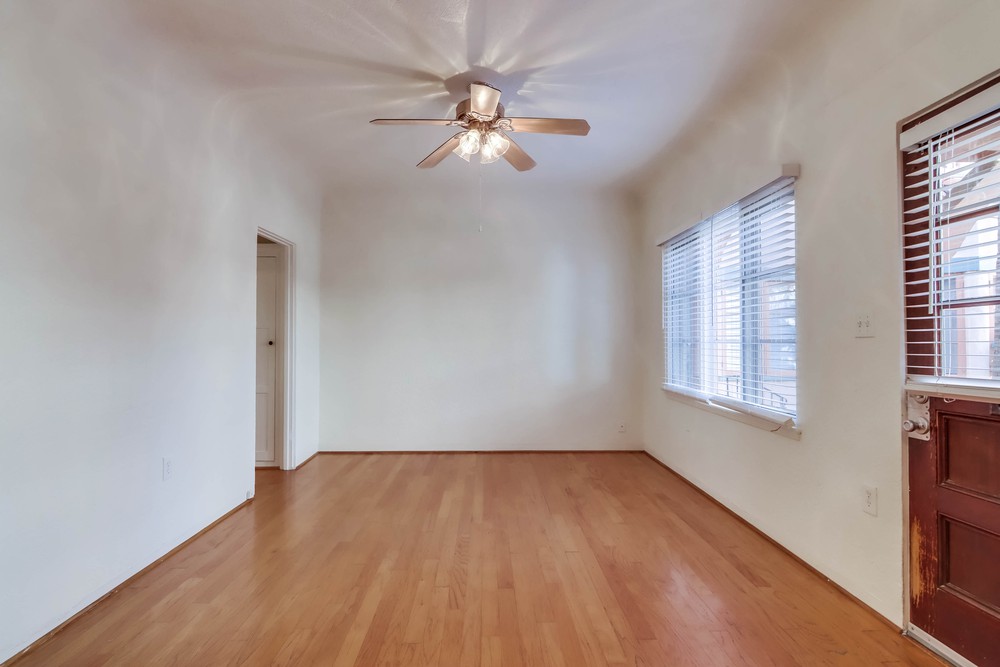 Virtual tour photo 12 of 25 for 2354 Third Ave