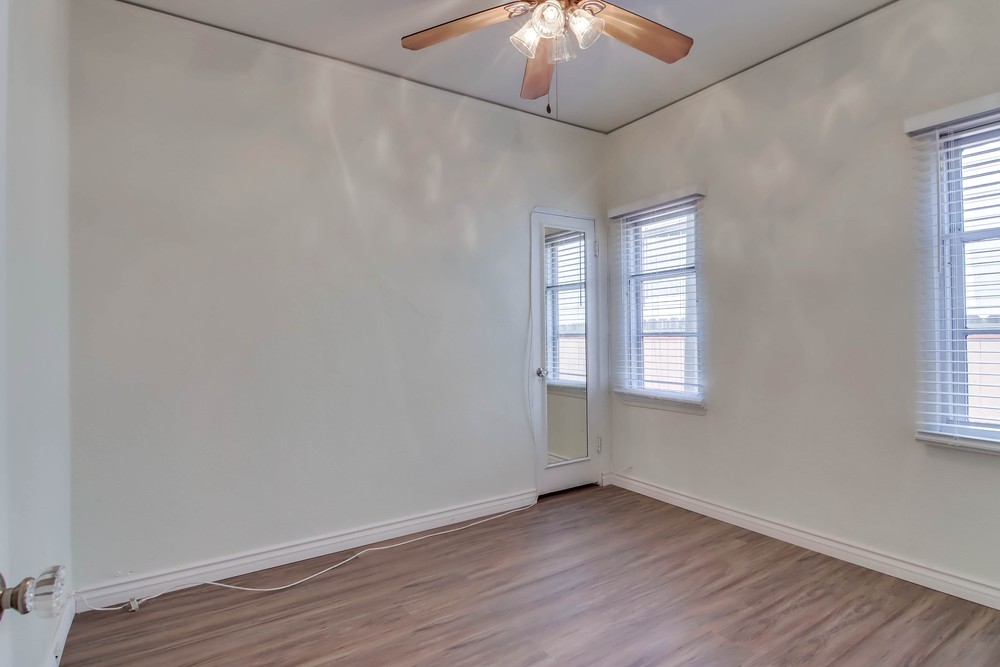Virtual tour photo 23 of 25 for 2354 Third Ave