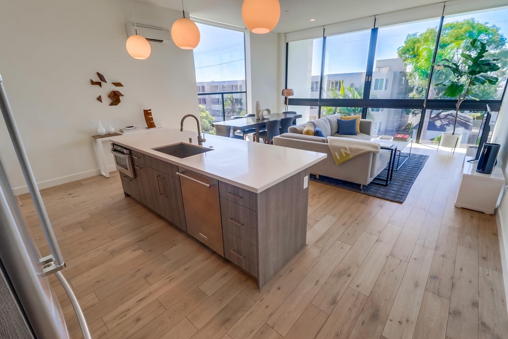 Virtual tour photo 7 of 37 for 2355 Front St #3