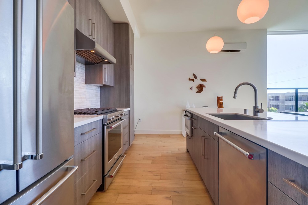 Virtual tour photo 20 of 37 for 2355 Front St #3