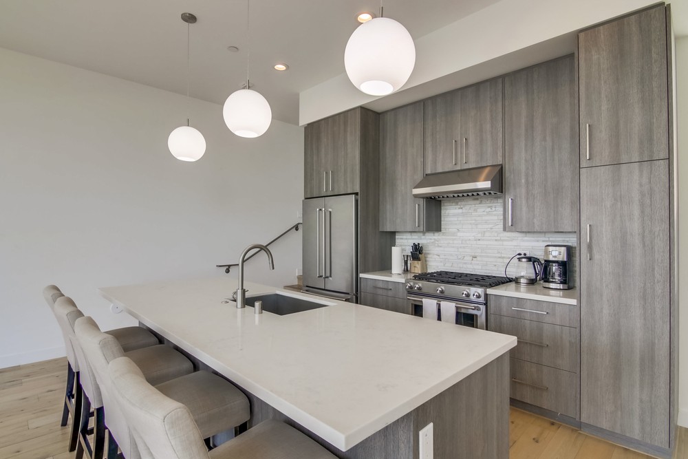 Virtual tour photo 11 of 46 for 2355 Front St