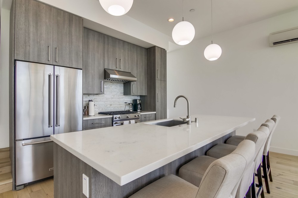 Virtual tour photo 12 of 46 for 2355 Front St