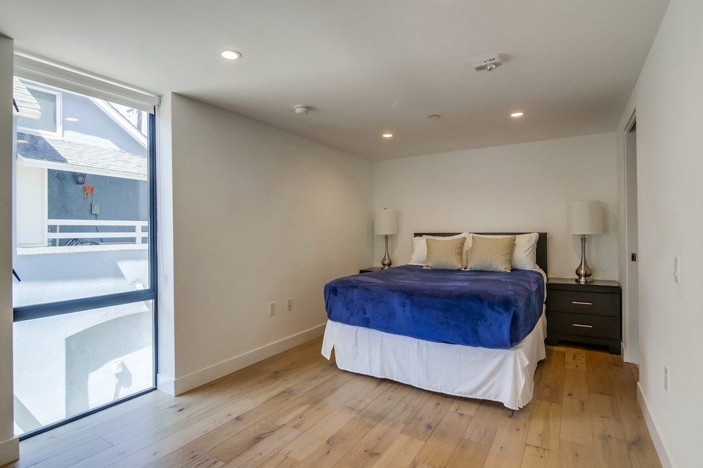 Virtual tour photo 43 of 46 for 2355 Front St