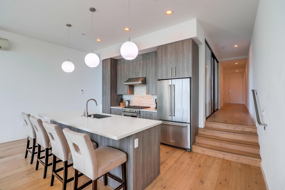 Virtual tour photo 16 of 39 for 2357 Front St