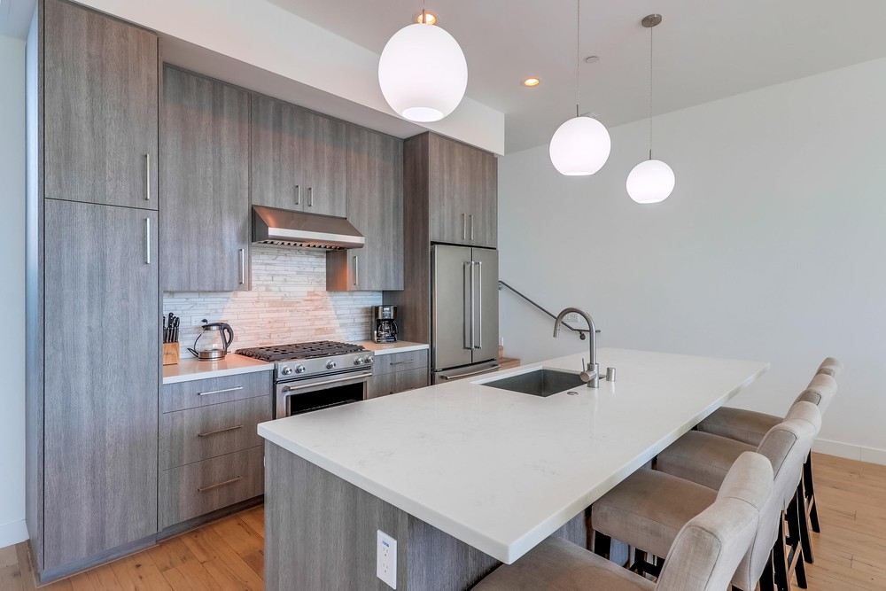 Virtual tour photo 17 of 39 for 2357 Front St