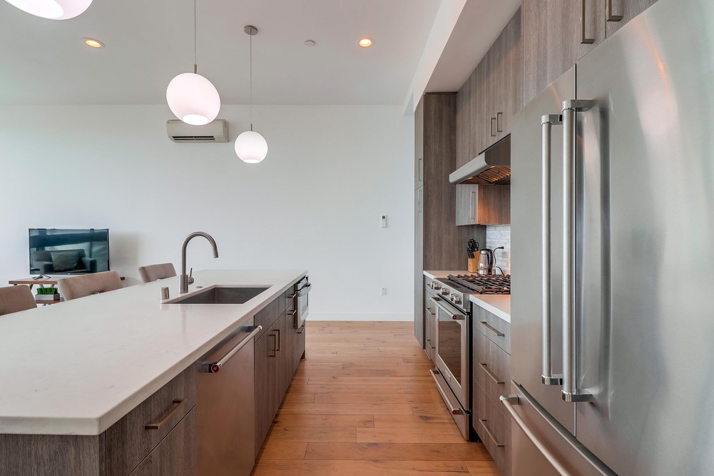 Virtual tour photo 21 of 39 for 2357 Front St
