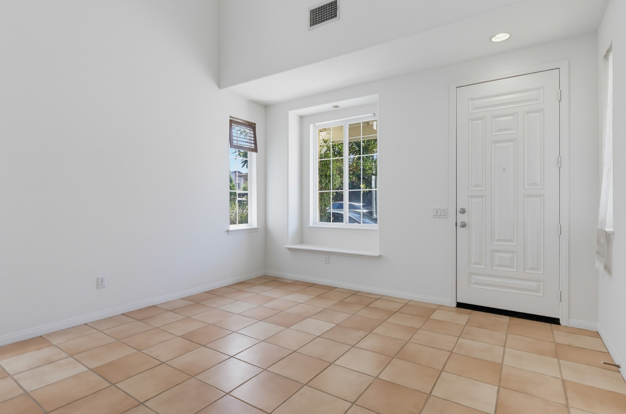 Virtual tour photo 11 of 88 for 2357 Promontory Dr