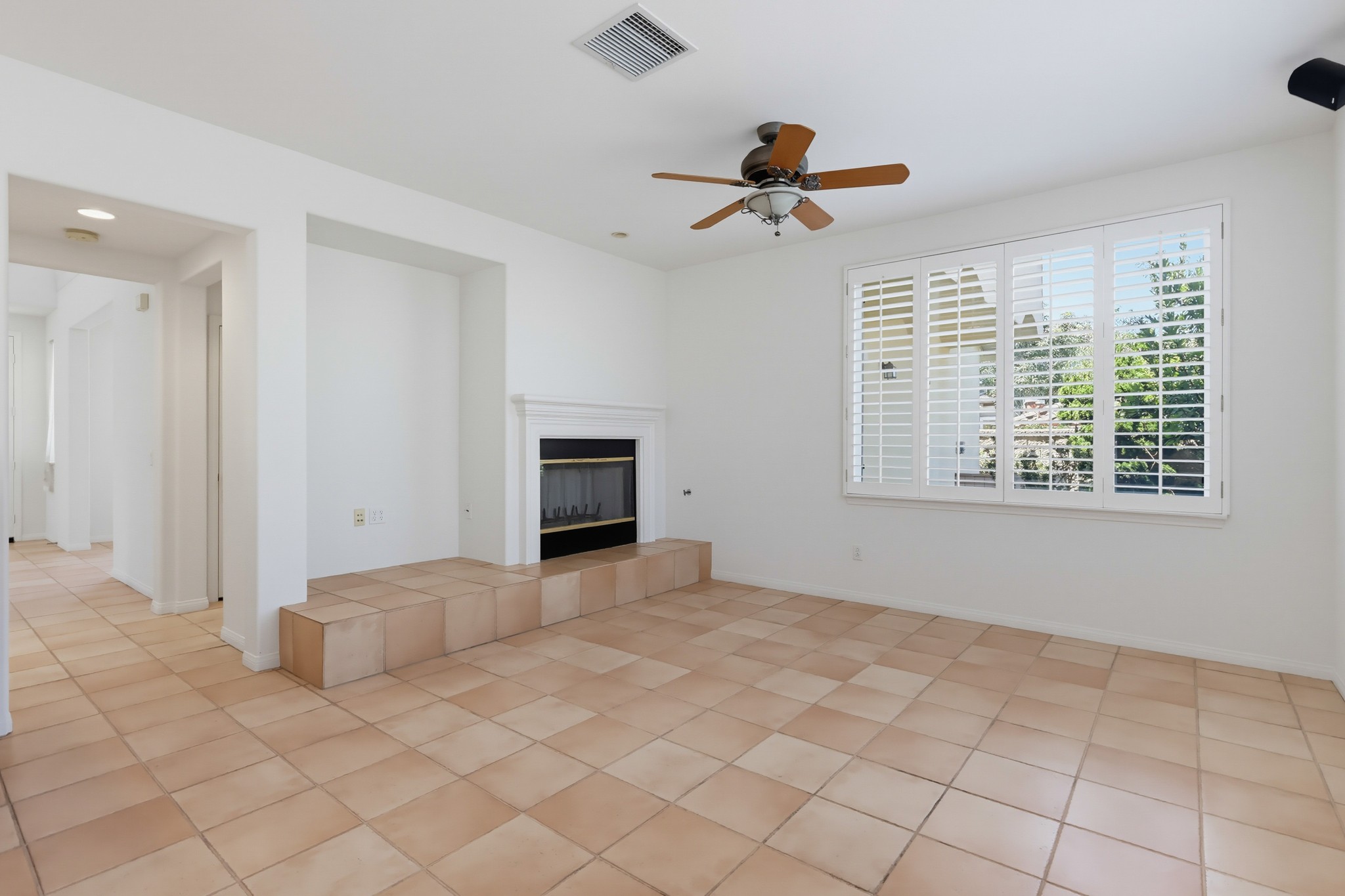Virtual tour photo 16 of 88 for 2357 Promontory Dr
