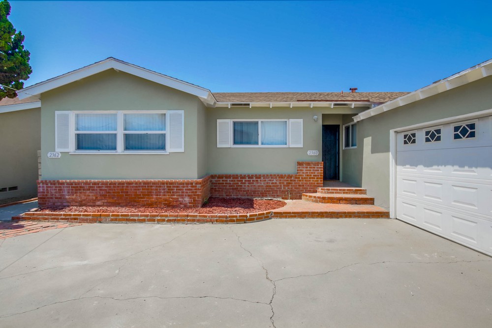 Virtual tour photo 3 of 22 for 2360 Casement St