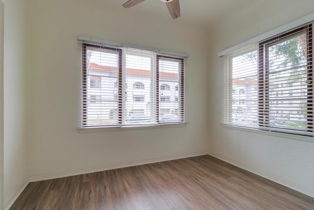 Virtual tour photo 13 of 24 for 2360 Third Ave