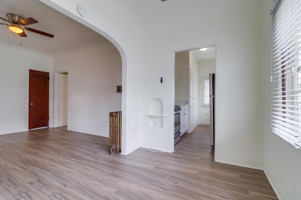 Virtual tour photo 14 of 24 for 2360 Third Ave