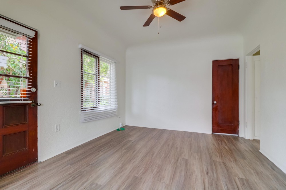 Virtual tour photo 17 of 24 for 2360 Third Ave