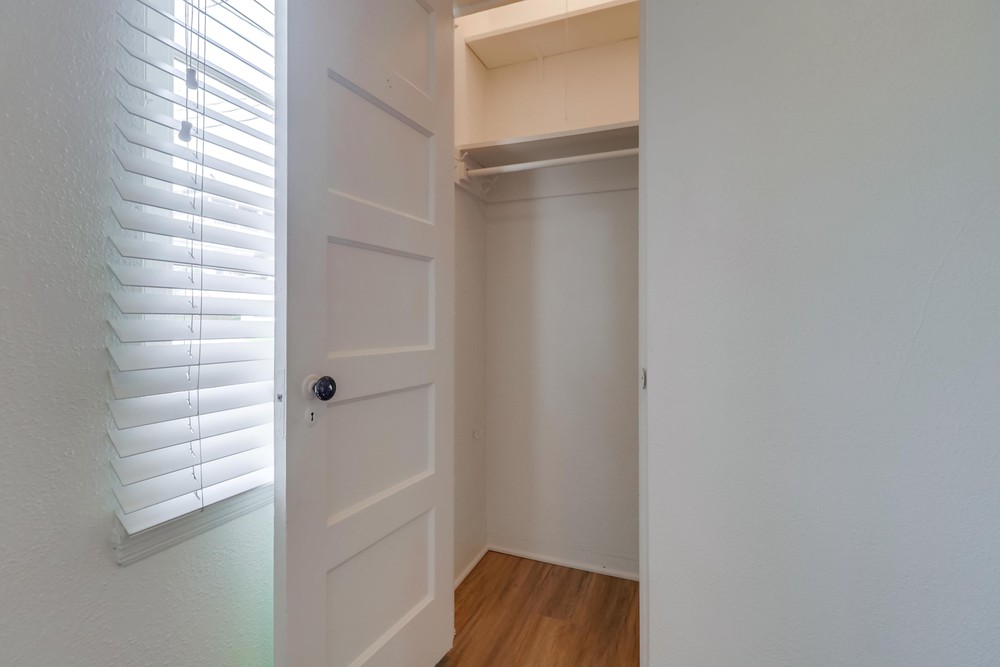 Virtual tour photo 23 of 24 for 2360 Third Ave