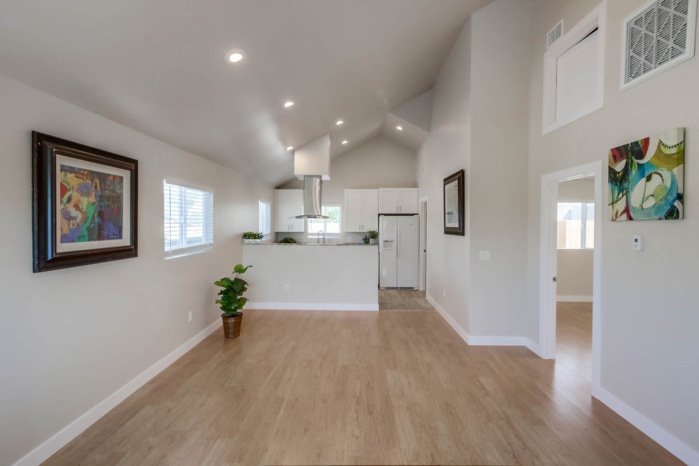 Virtual tour photo 7 of 20 for 2362 Casement St