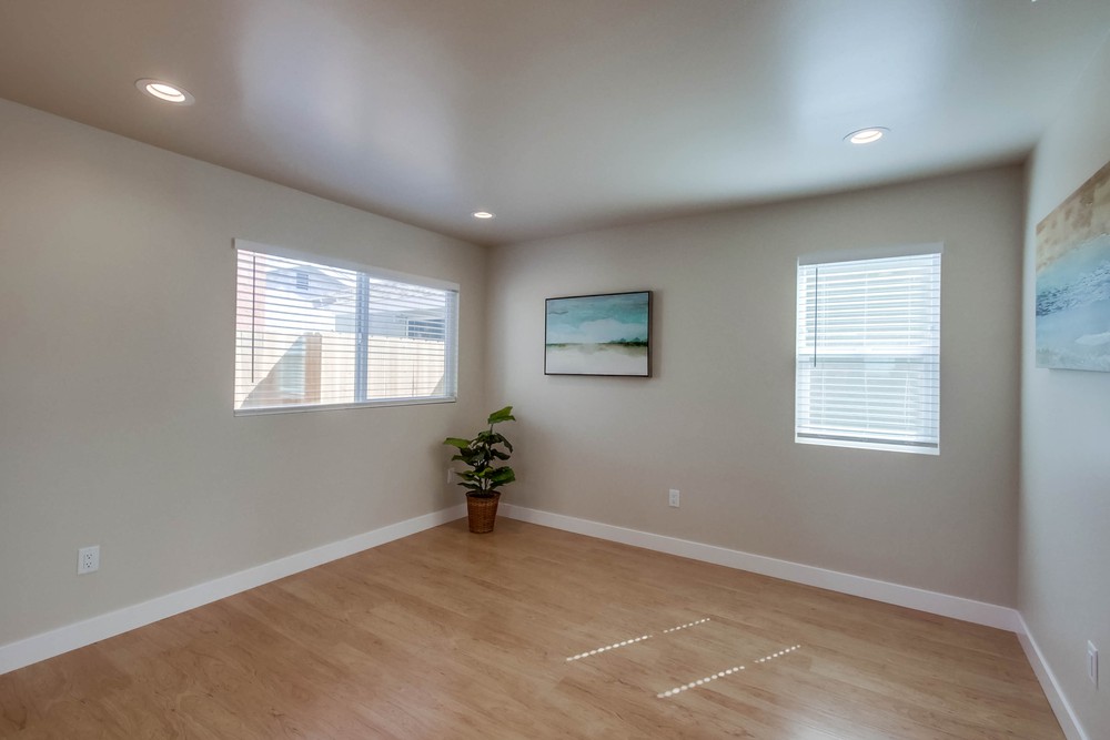 Virtual tour photo 12 of 20 for 2362 Casement St