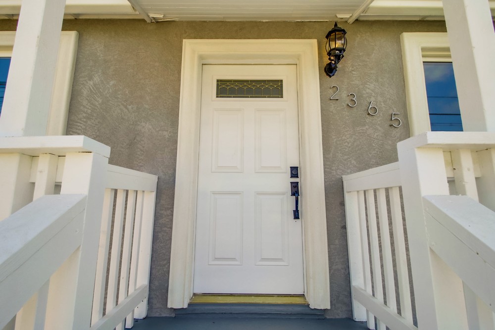 Virtual tour photo 5 of 45 for 2365 Comstock St