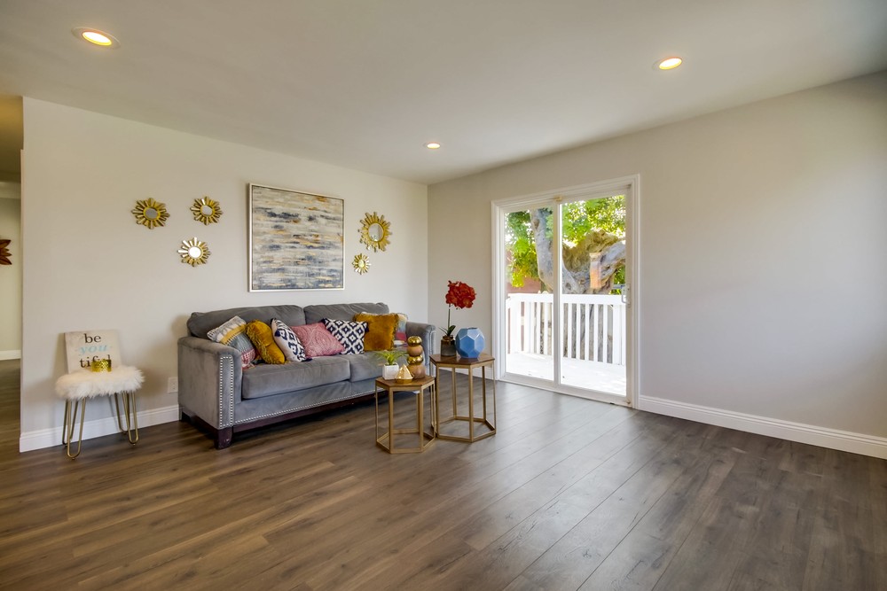 Virtual tour photo 8 of 45 for 2365 Comstock St