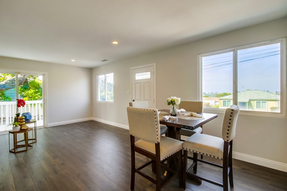 Virtual tour photo 10 of 45 for 2365 Comstock St