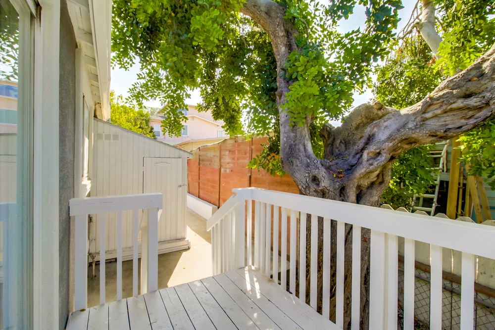 Virtual tour photo 15 of 45 for 2365 Comstock St