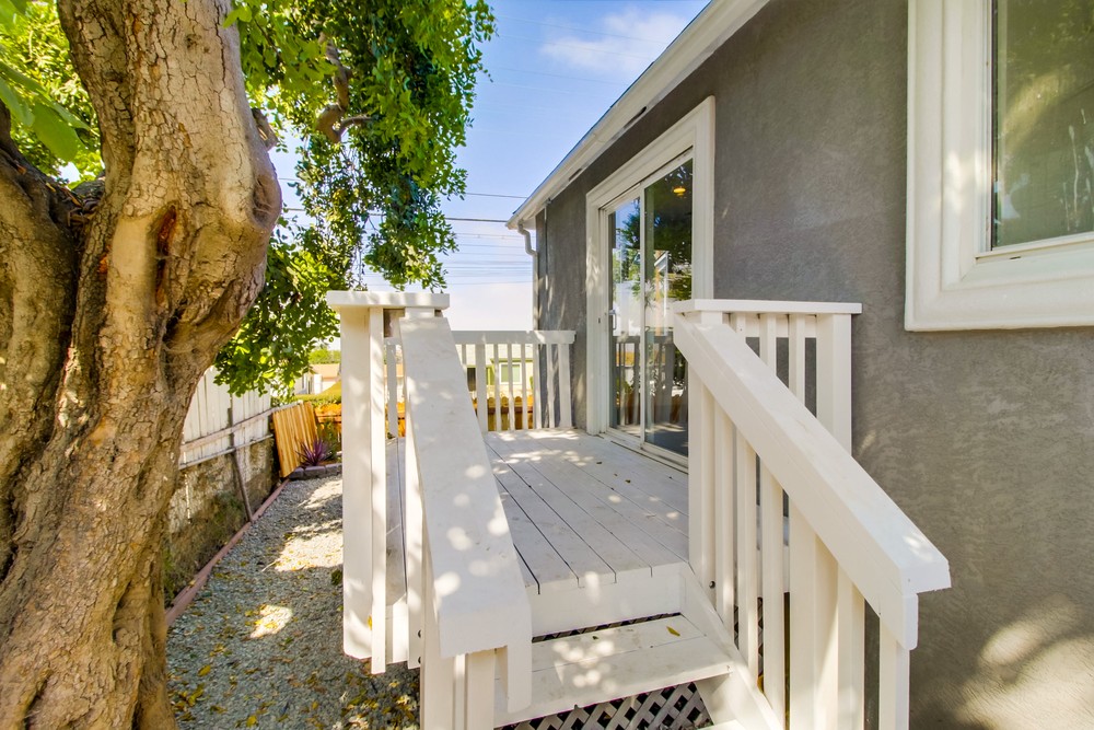 Virtual tour photo 17 of 45 for 2365 Comstock St