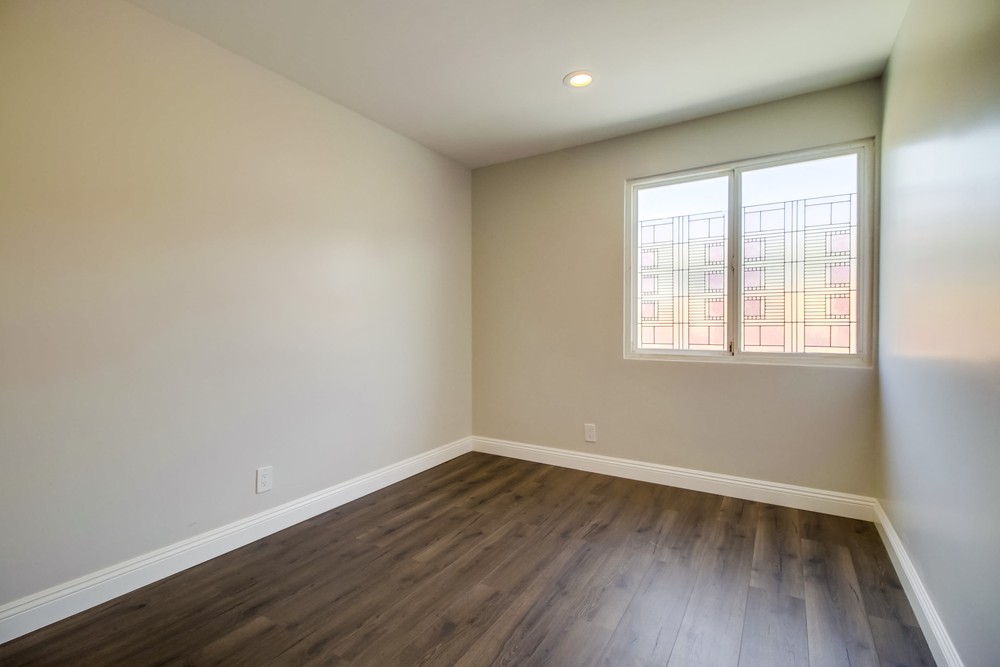 Virtual tour photo 24 of 45 for 2365 Comstock St