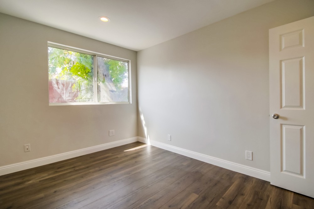 Virtual tour photo 27 of 45 for 2365 Comstock St