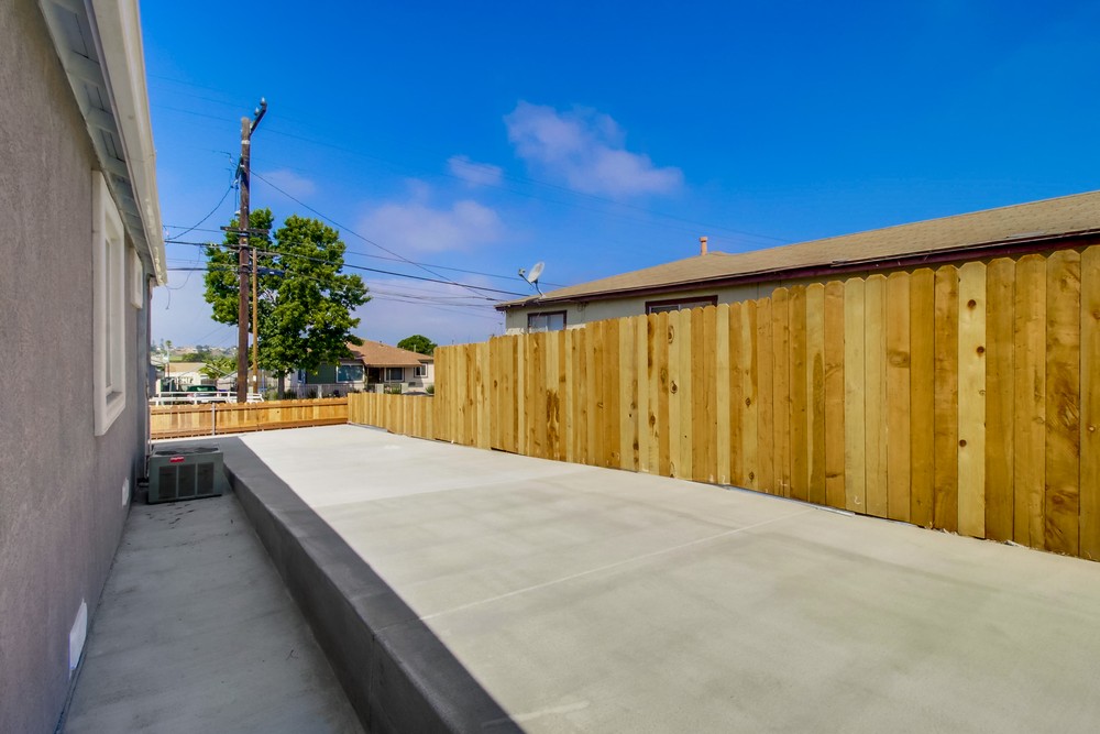 Virtual tour photo 43 of 45 for 2365 Comstock St