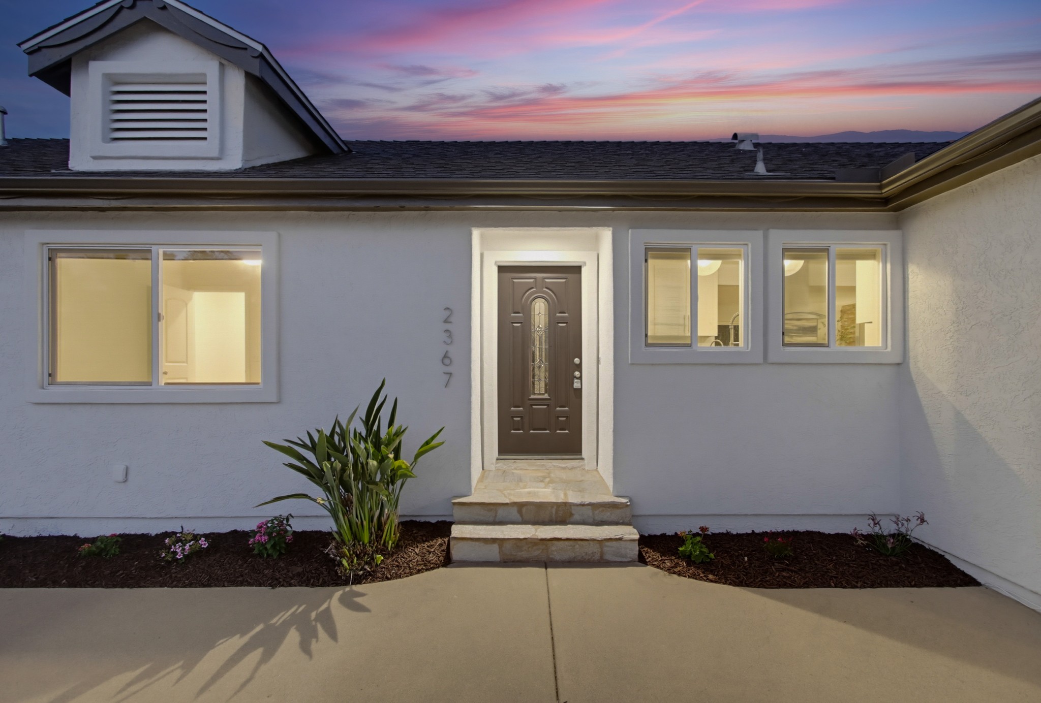 Virtual tour photo 6 of 67 for 2367 Salisbury Dr