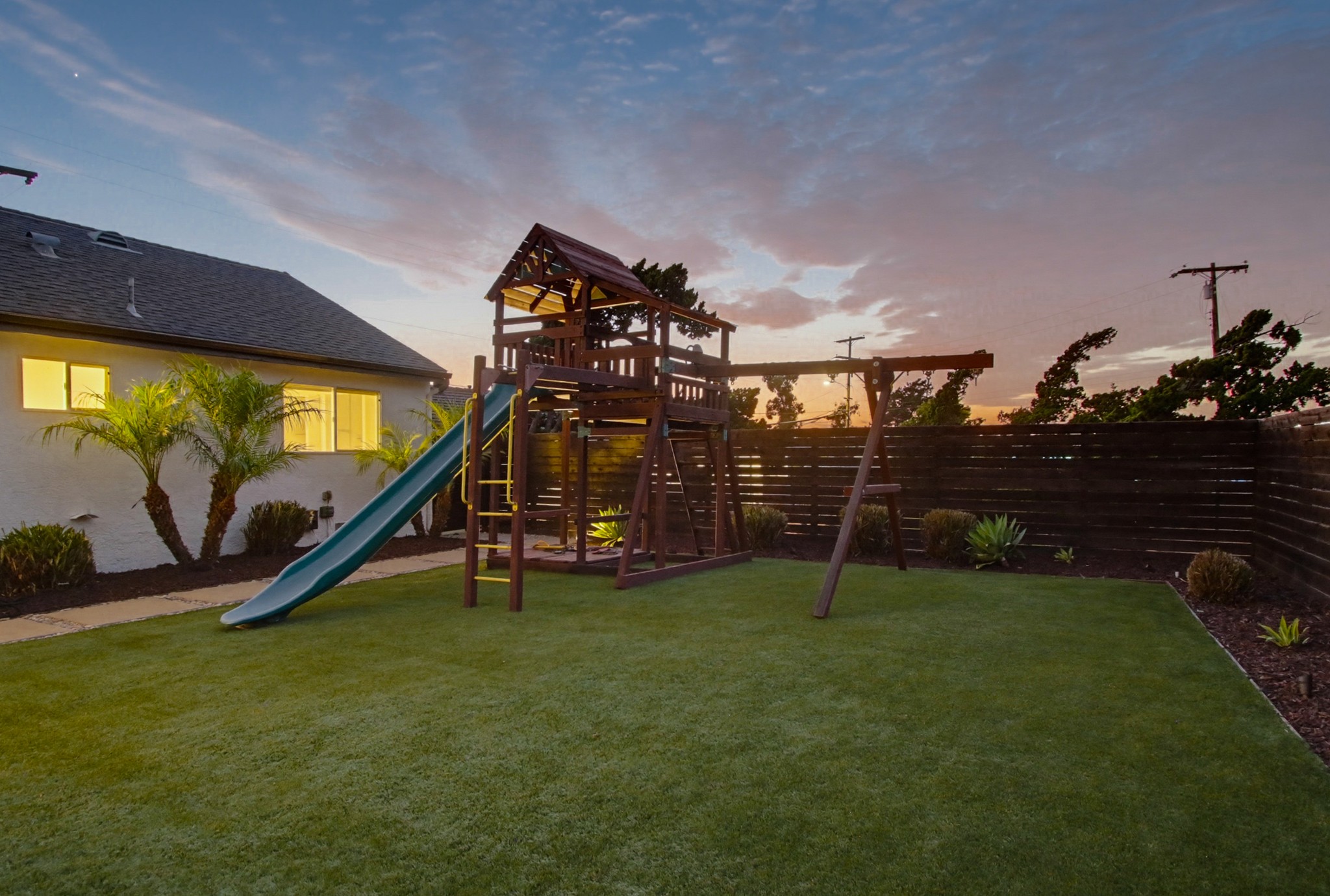 Virtual tour photo 11 of 67 for 2367 Salisbury Dr