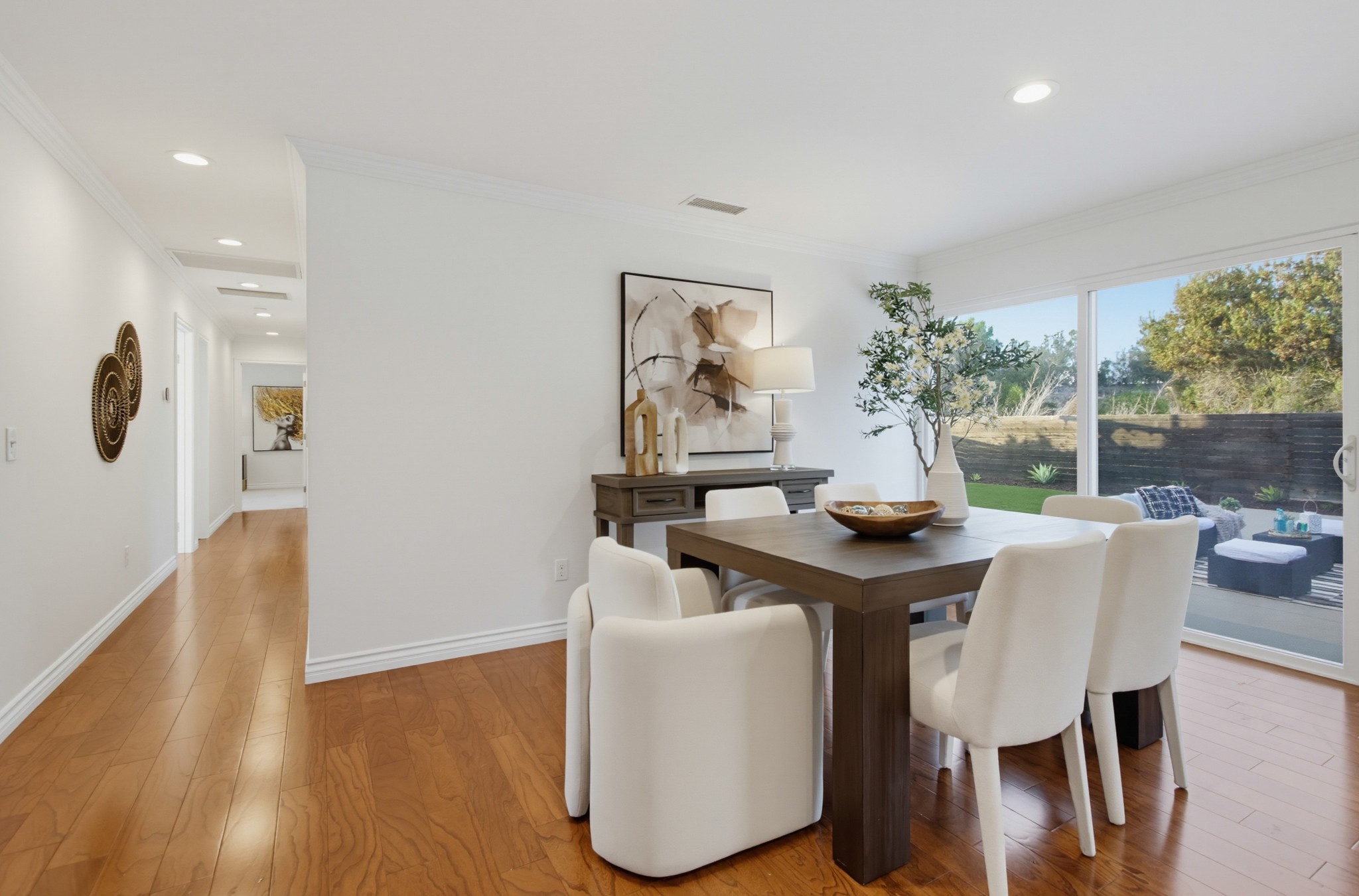 Virtual tour photo 20 of 67 for 2367 Salisbury Dr