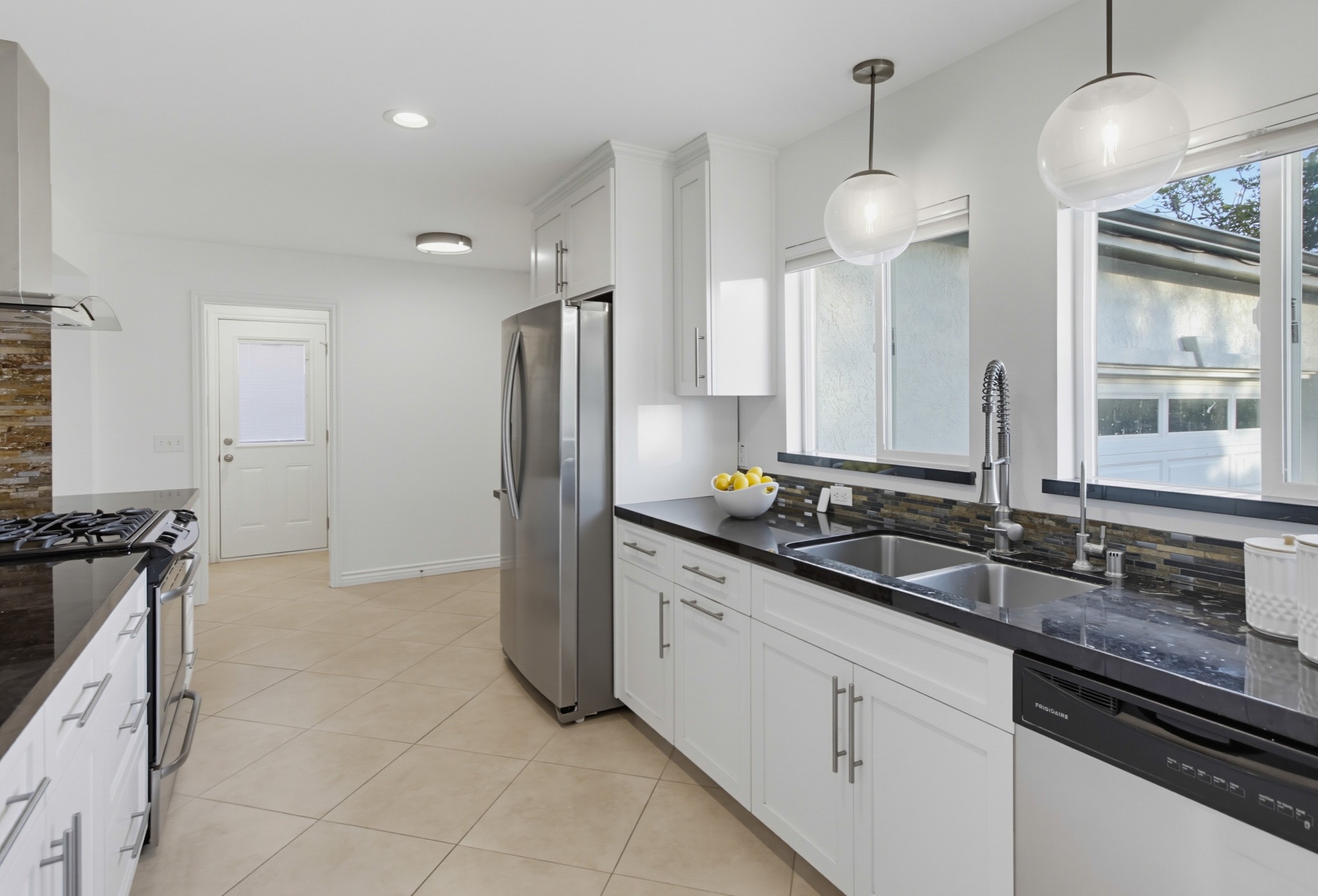 Virtual tour photo 27 of 67 for 2367 Salisbury Dr