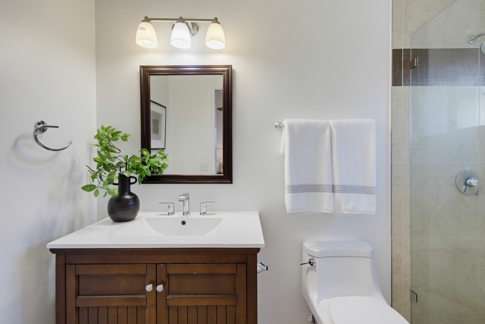 Virtual tour photo 36 of 67 for 2367 Salisbury Dr